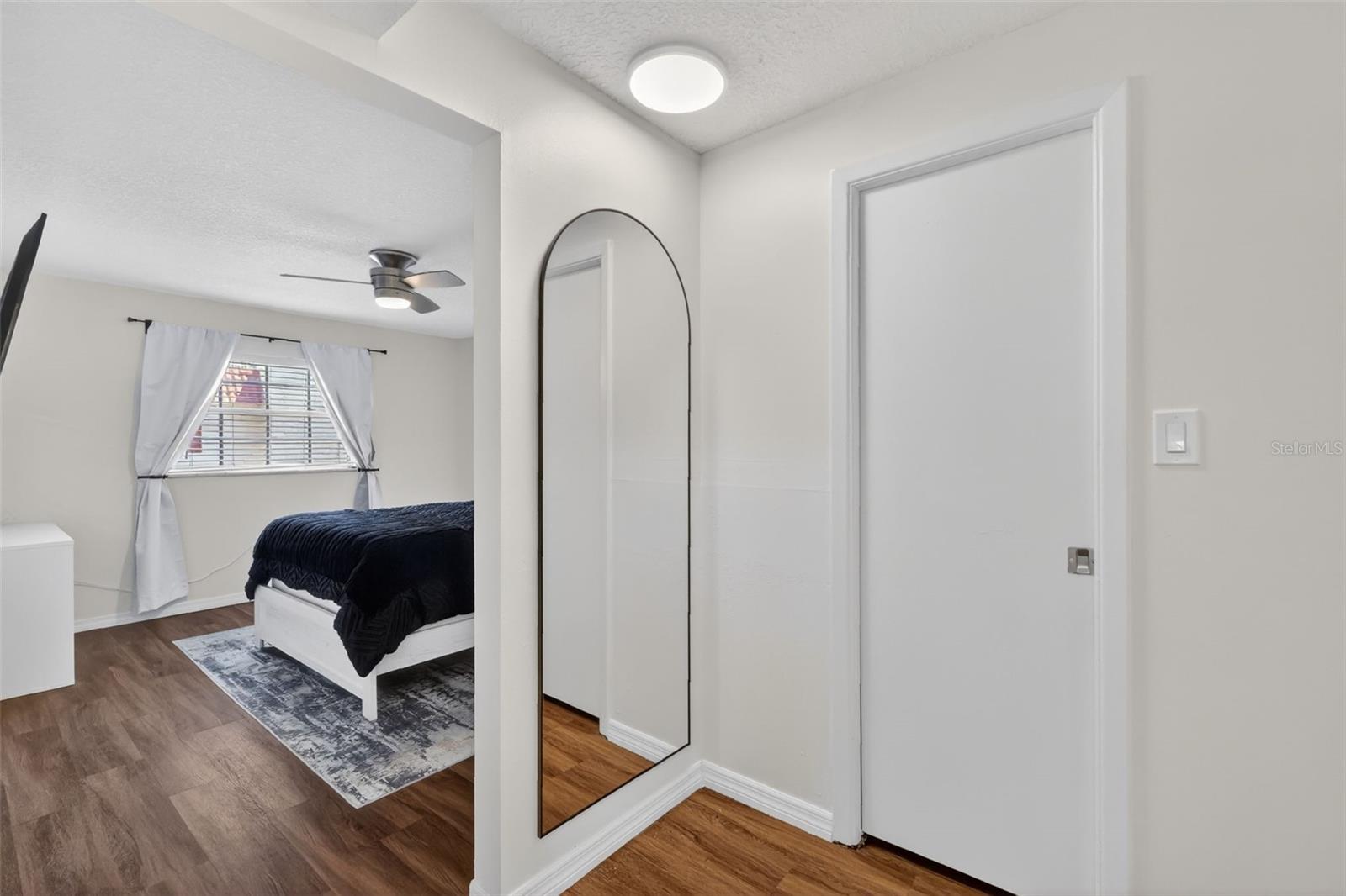 1112 W Main St #e7 Property Photo 19