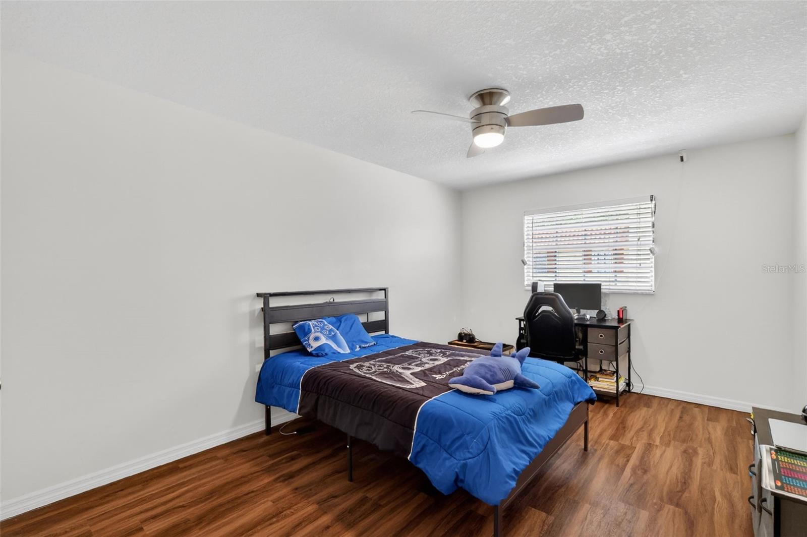 1112 W Main St #e7 Property Photo 28