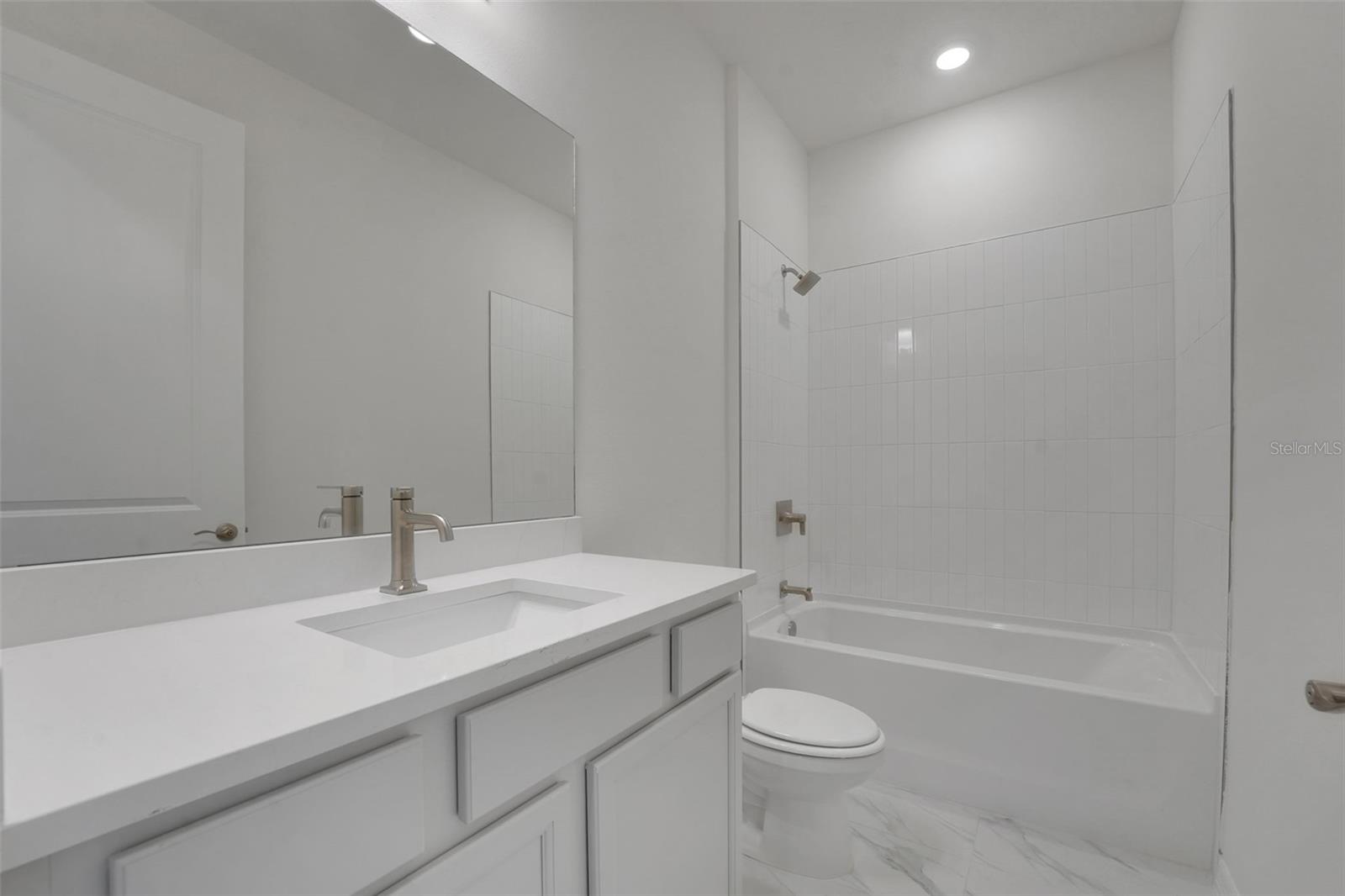 7835 Glen Lily Pl Property Photo 7