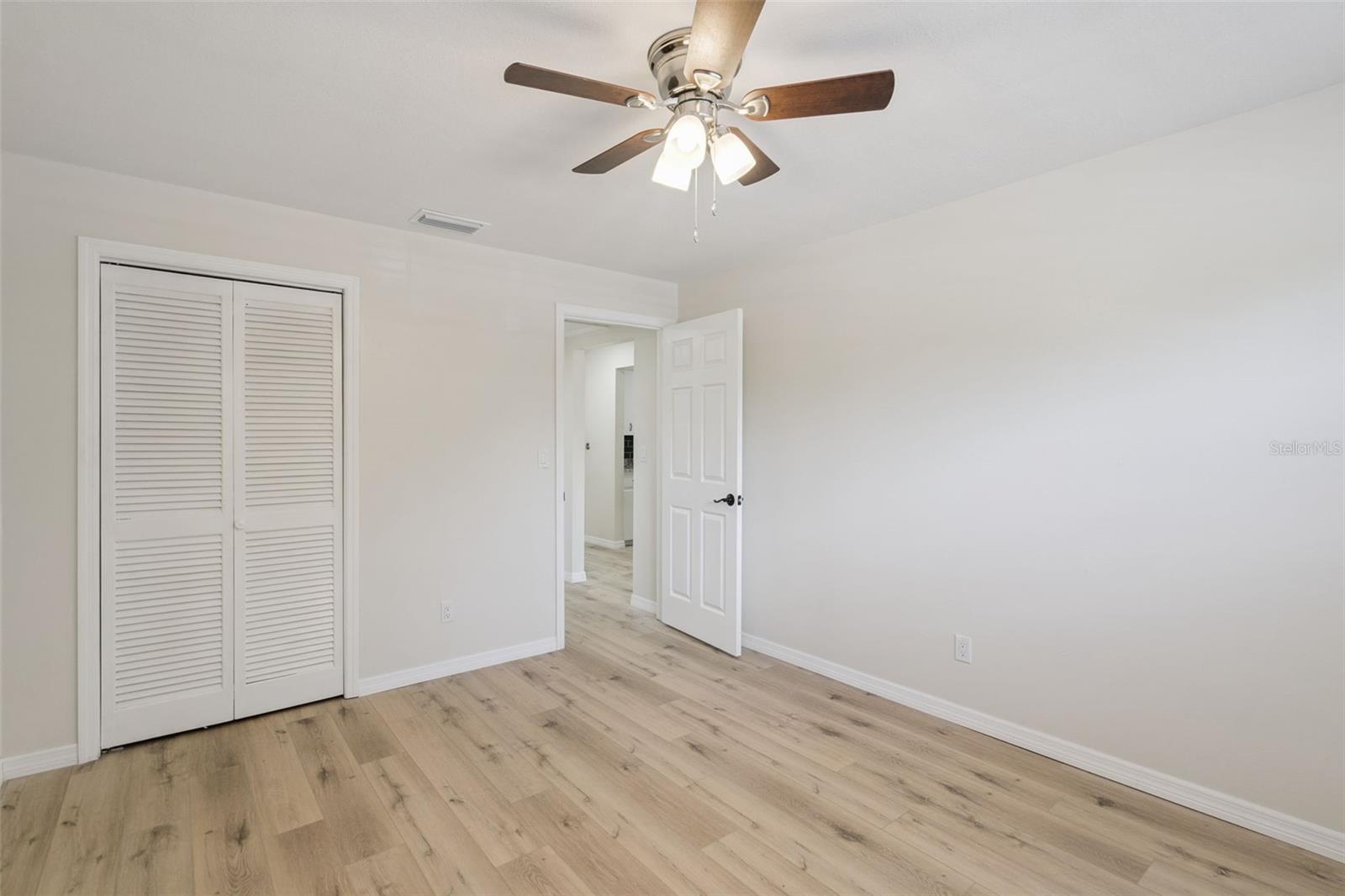 791 Lake Ave #5 Property Photo 12