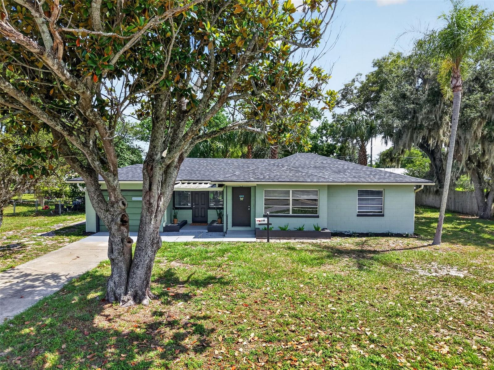 2760 Westland Rd Property Photo 1