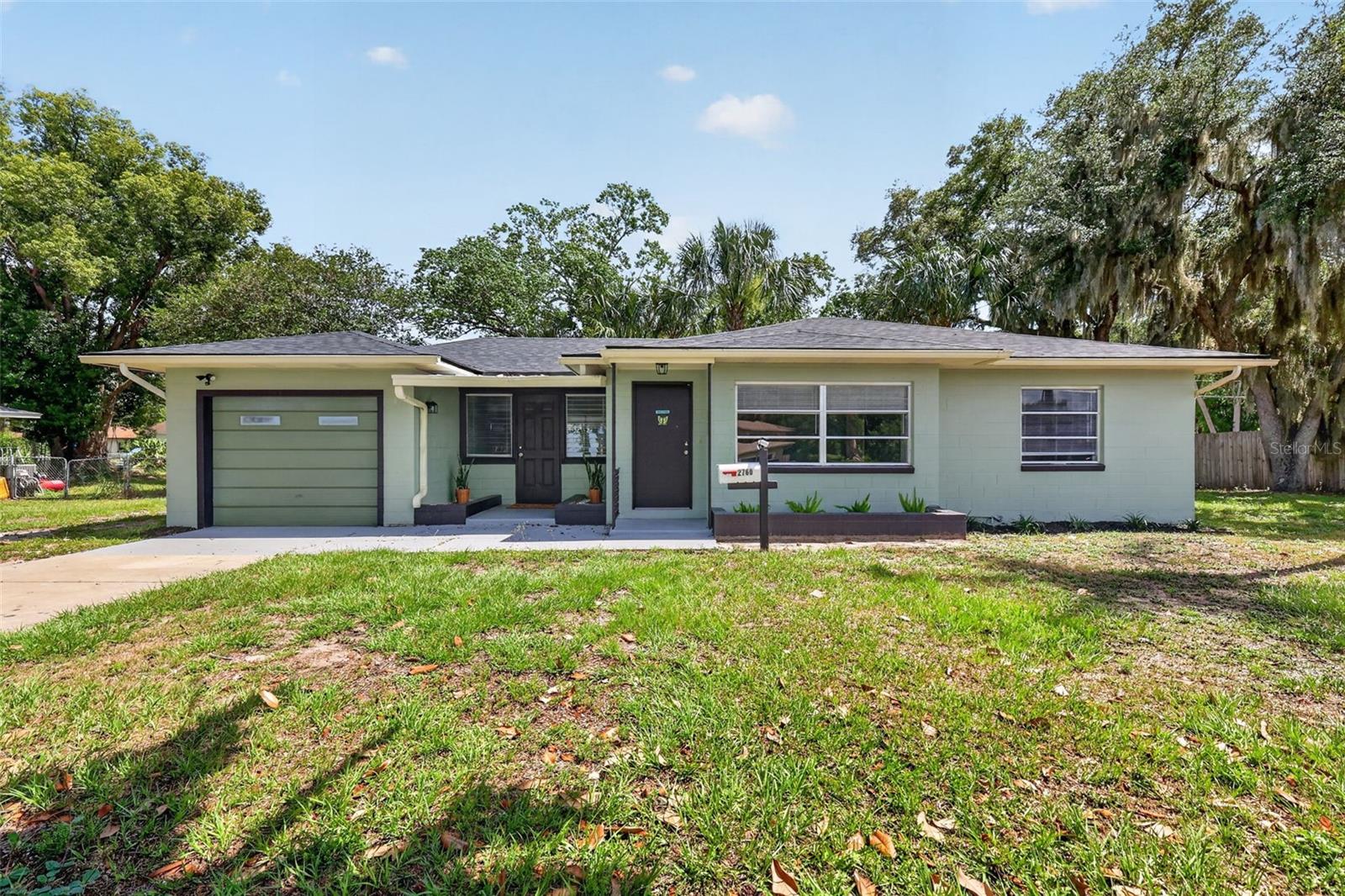 2760 Westland Rd Property Photo 2