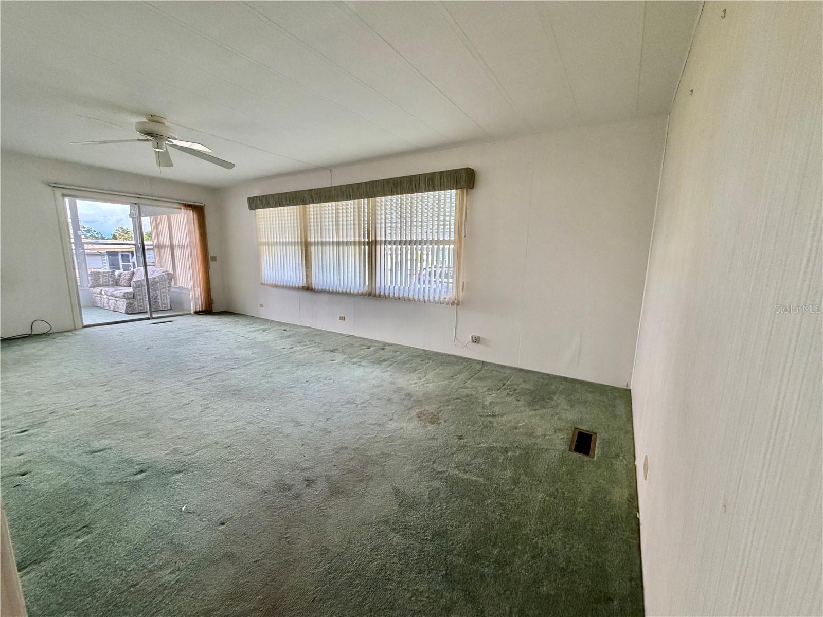 132 Tamarisk Way Property Photo 7