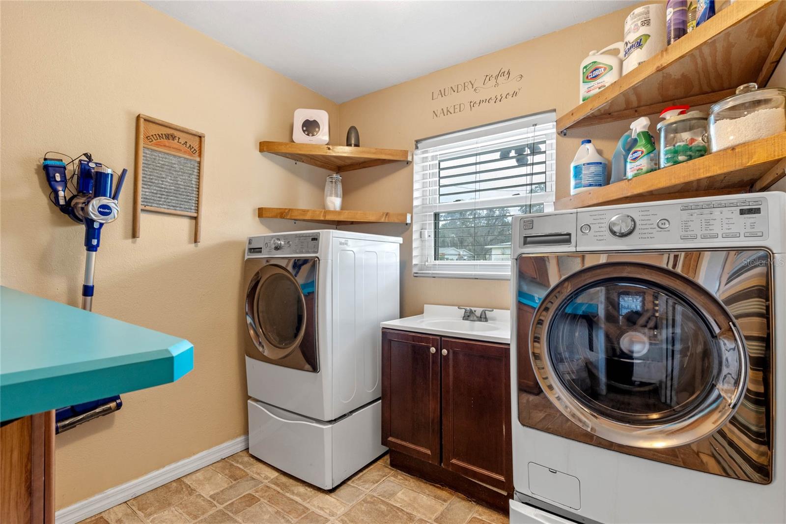 1102 N Palmetto St Property Photo 32