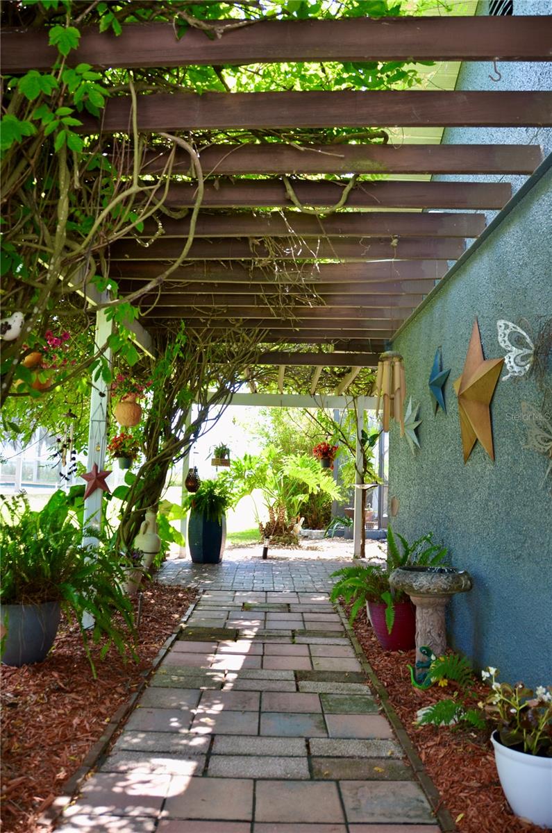 1102 N Palmetto St Property Photo 44