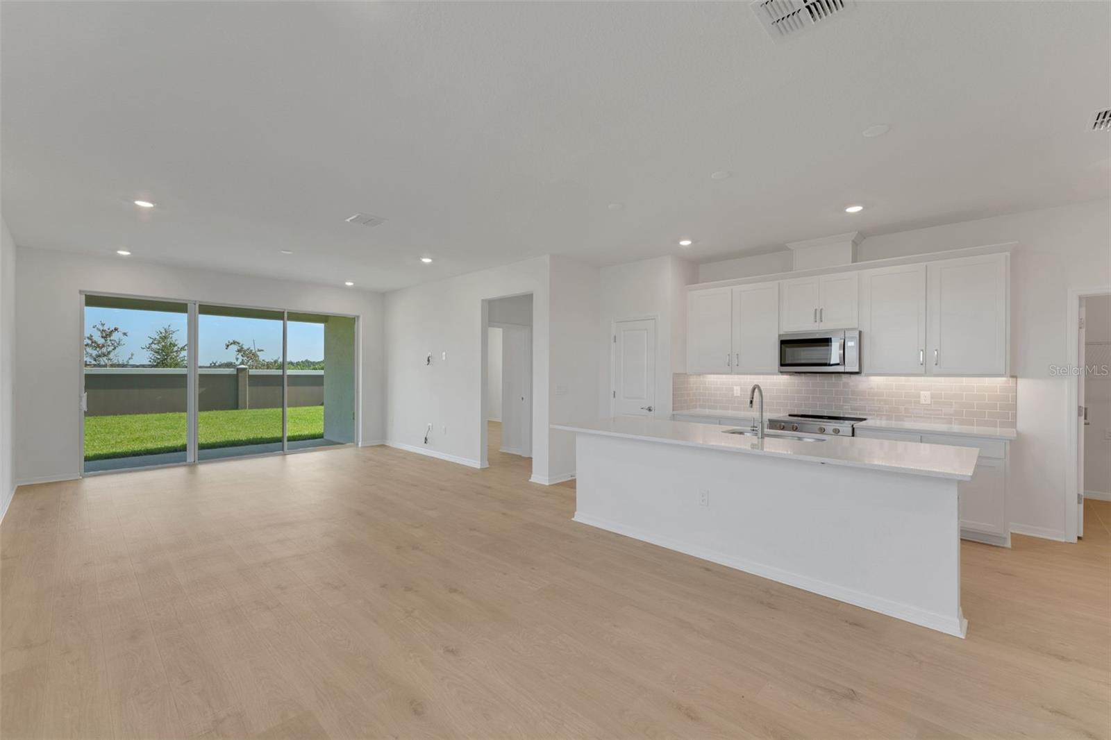8132 Sunny Point Trl Property Photo 18