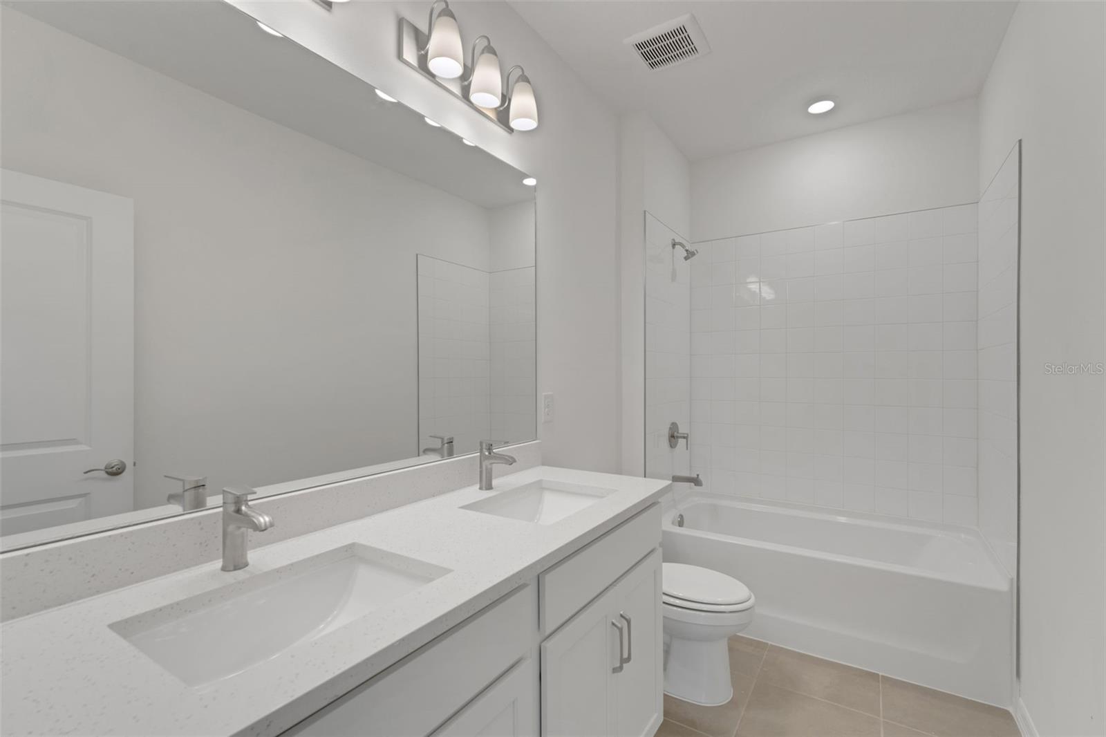 8132 Sunny Point Trl Property Photo 47