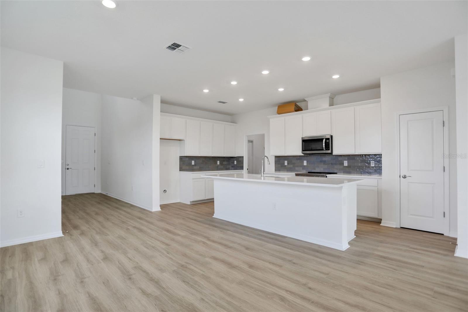 7839 Glen Lily Pl Property Photo 12