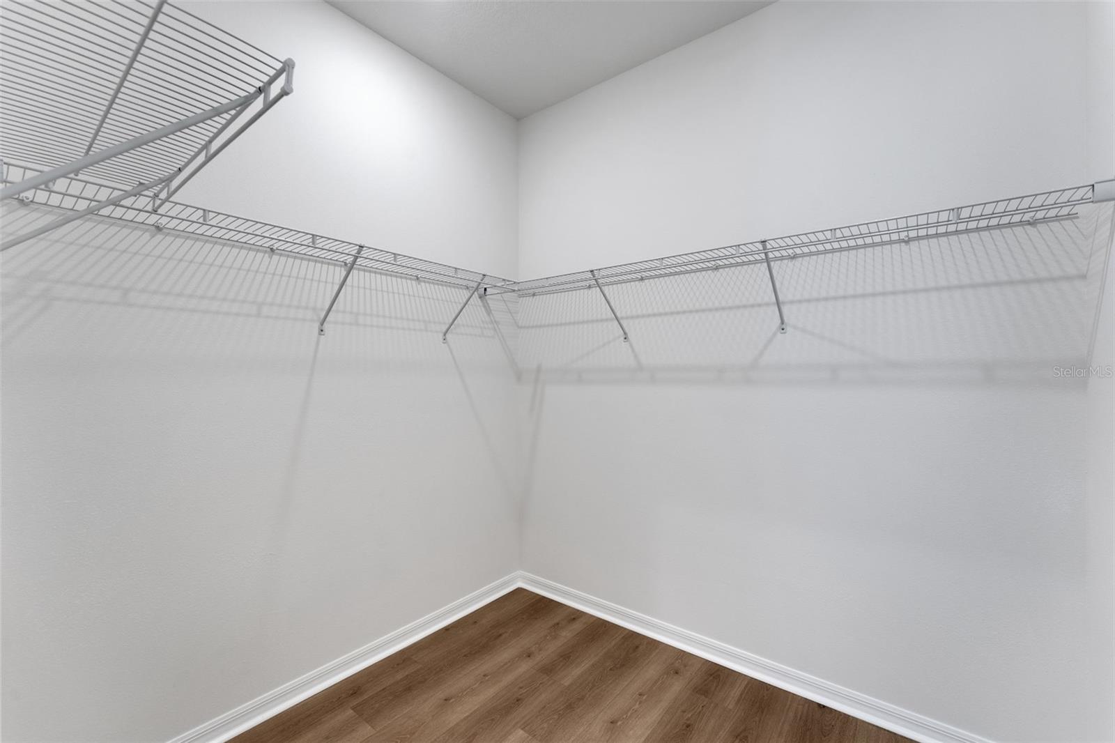 8120 Sunny Point Trl Property Photo 32