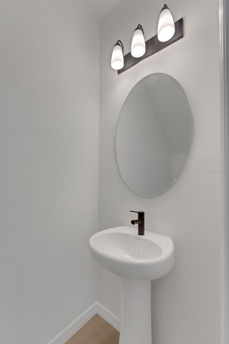 8120 Sunny Point Trl Property Photo 36