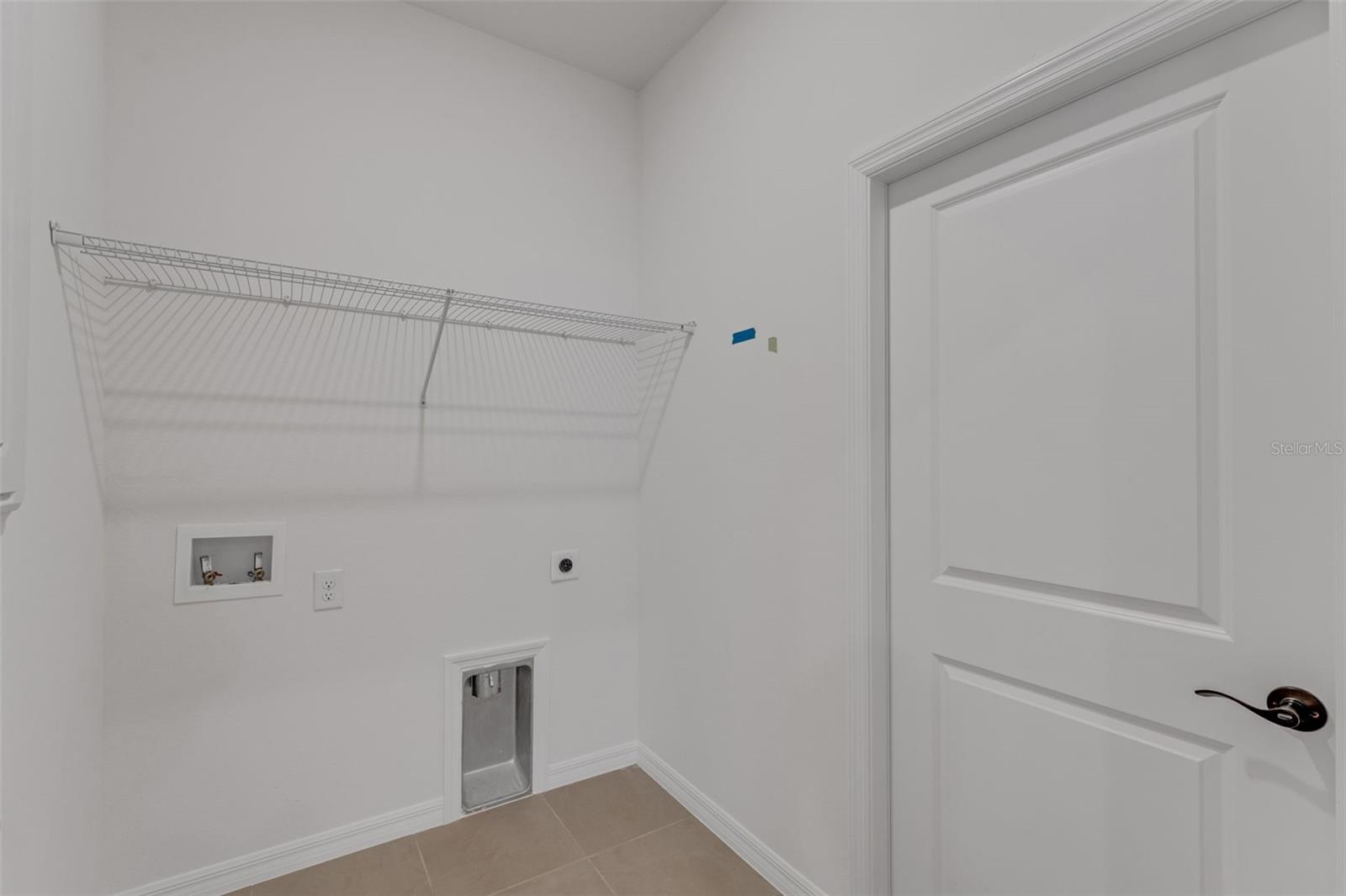 8120 Sunny Point Trl Property Photo 37