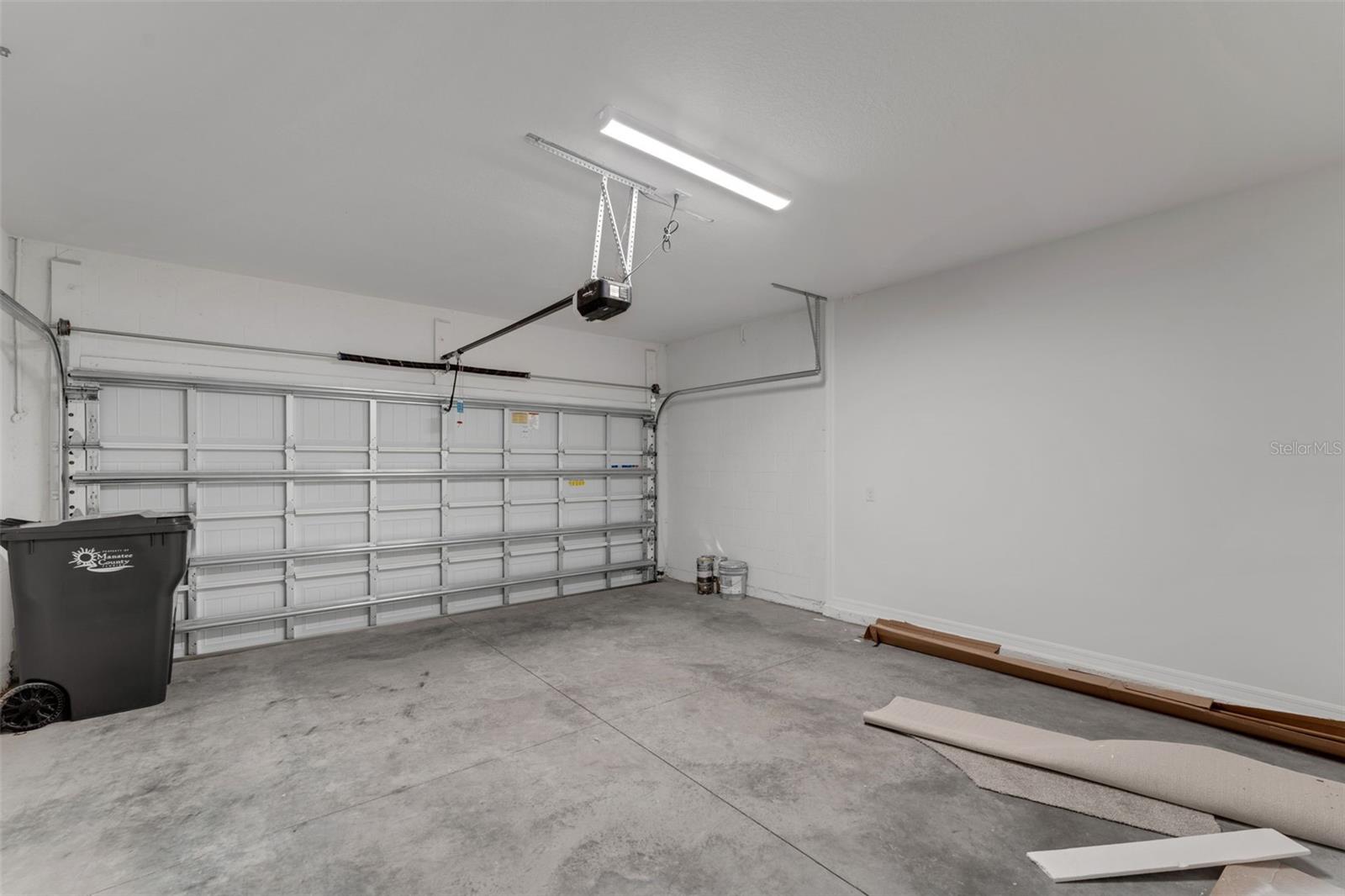 8120 Sunny Point Trl Property Photo 38
