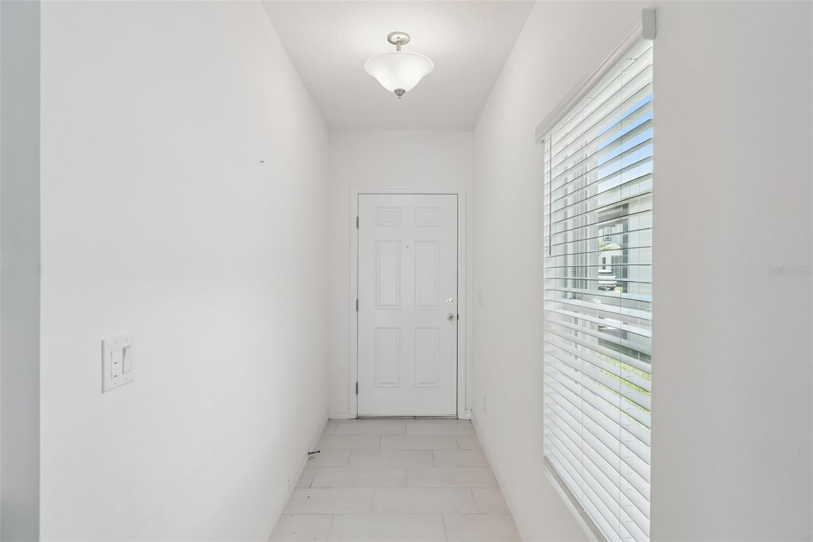 1833 Ross Hammock Ave Property Photo 4