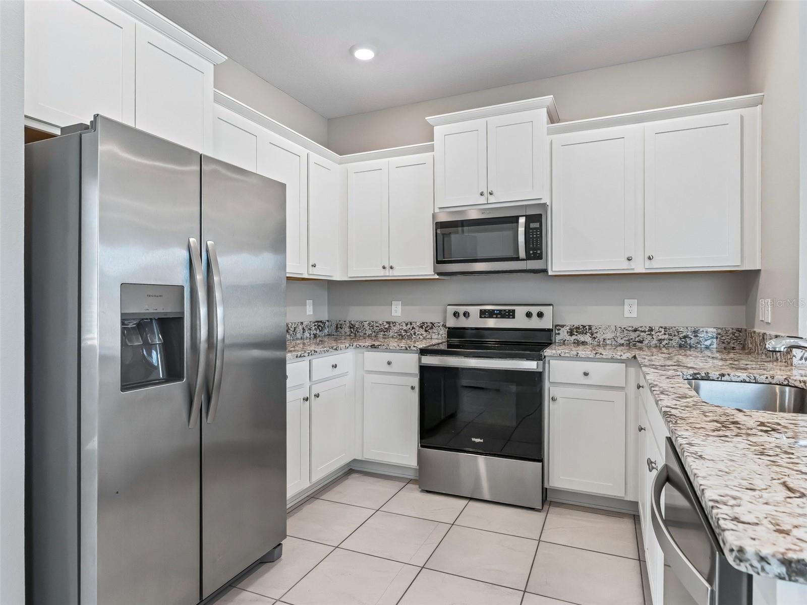 5072 Stokes Way Property Photo 6