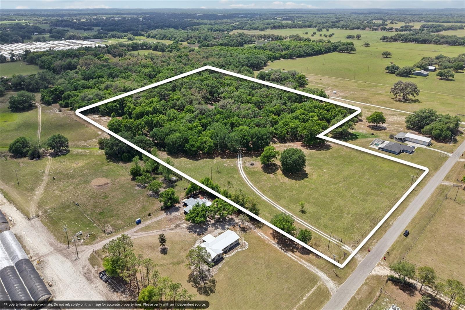 2685 Cr 564 Property Photo 2