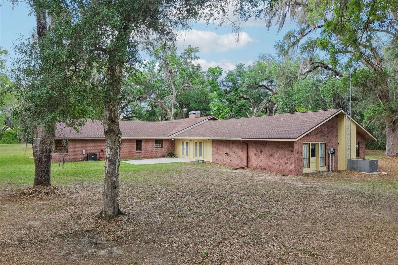 2685 Cr 564 Property Photo 58