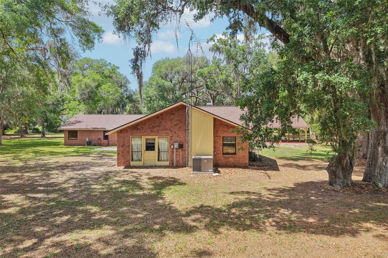 2685 Cr 564 Property Photo 60