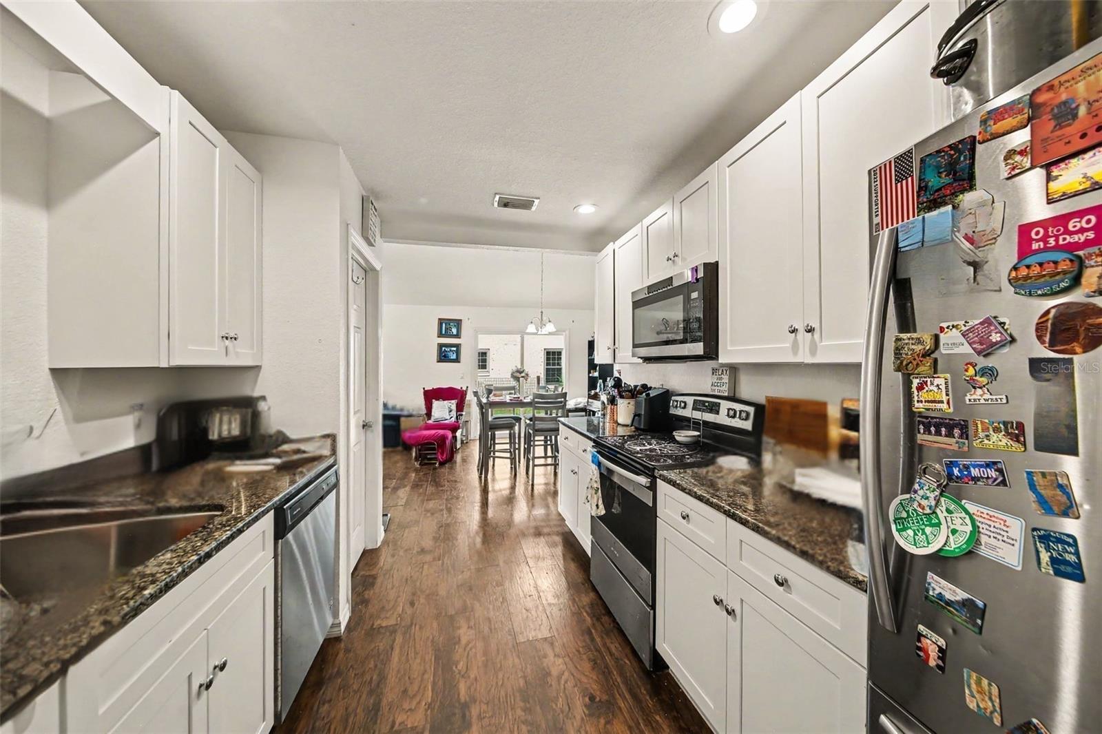 17050 Se 60th St Property Photo 6