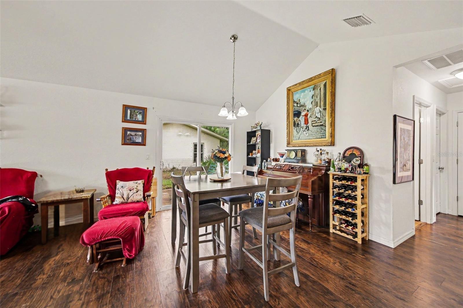 17050 Se 60th St Property Photo 7