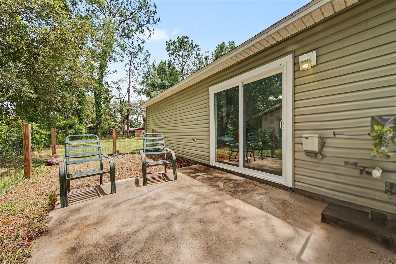 17050 Se 60th St Property Photo 13