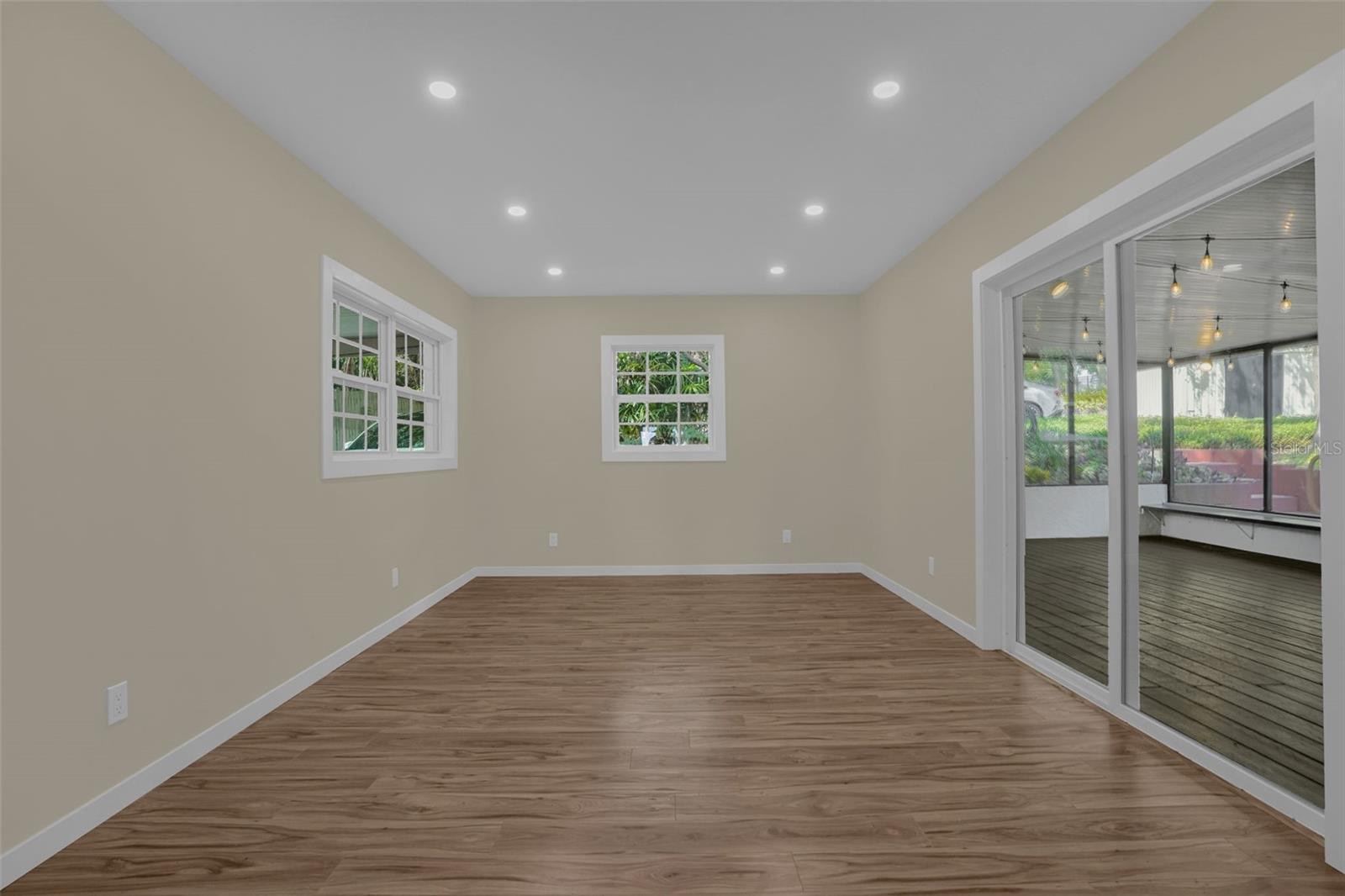 10945 Big Tree Ln Property Photo 10
