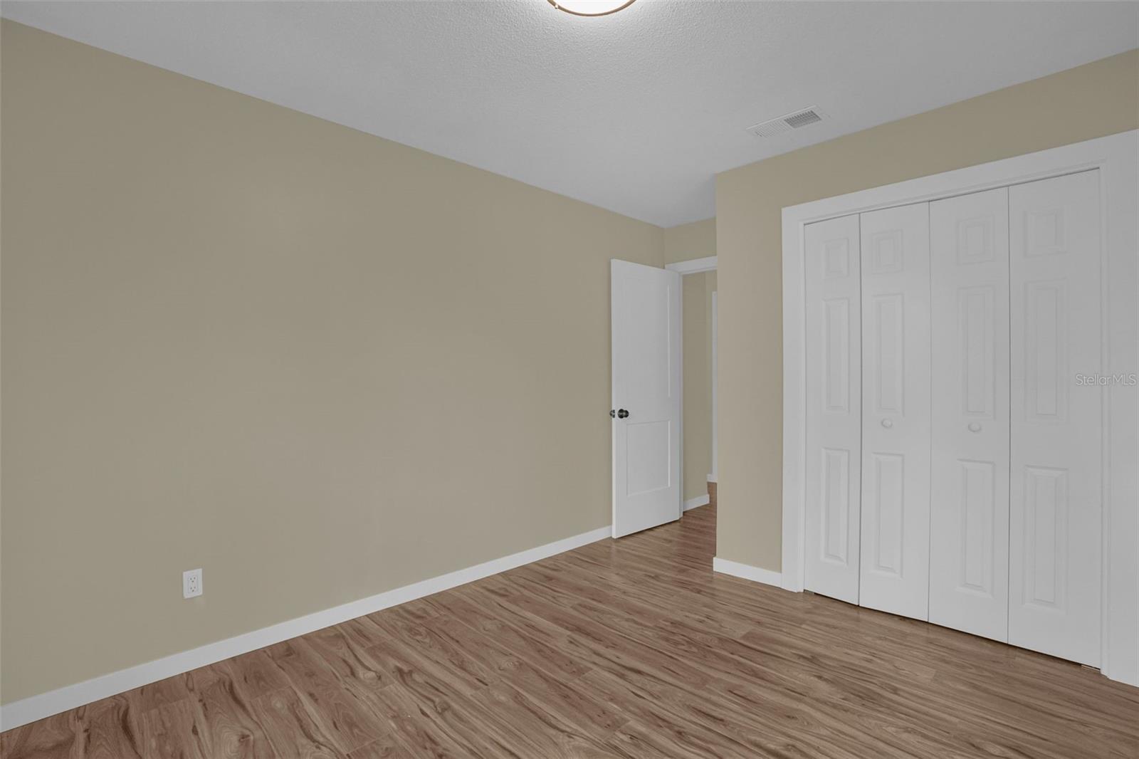 10945 Big Tree Ln Property Photo 18