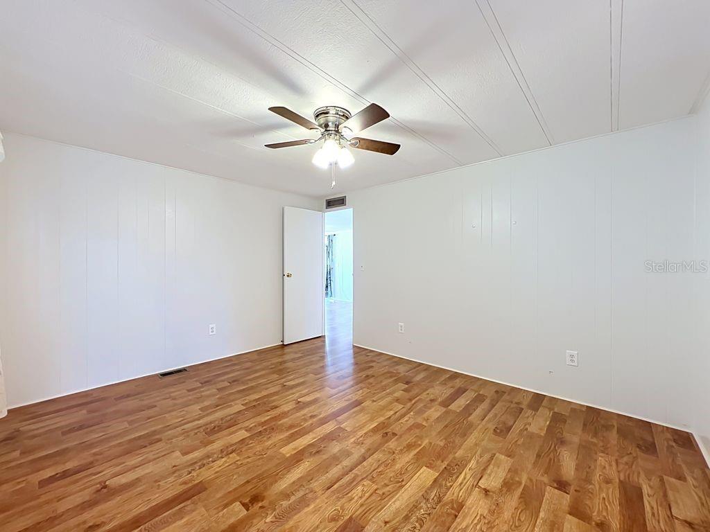 1203 Apache Cir Property Photo 14