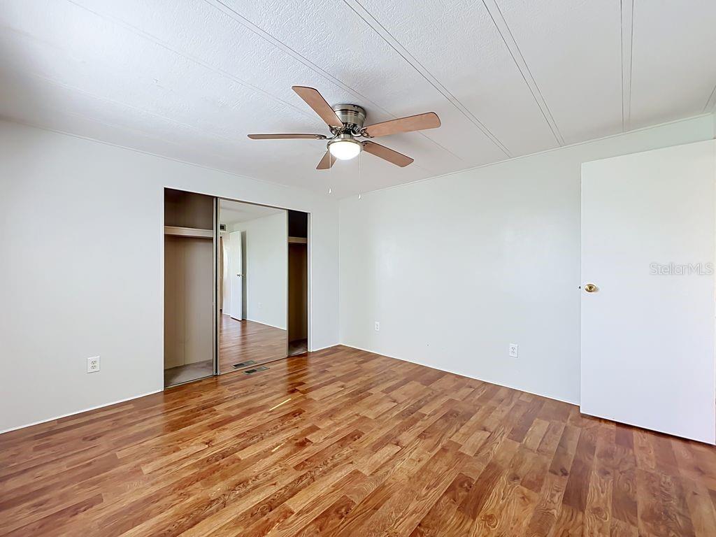 1203 Apache Cir Property Photo 18