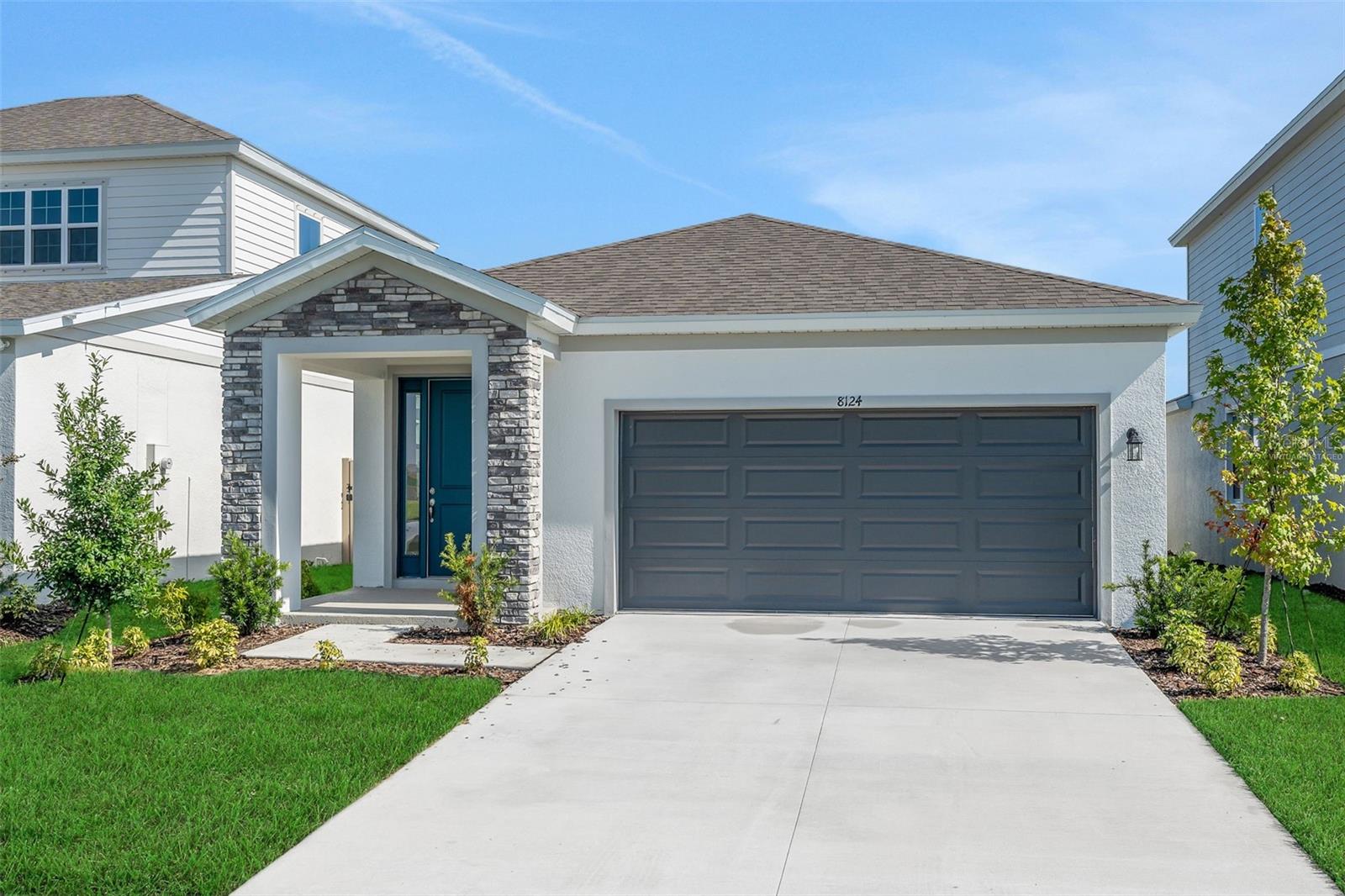8124 Sunny Point Trl Property Photo 2