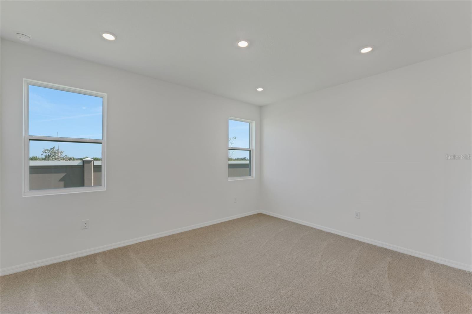 8124 Sunny Point Trl Property Photo 31
