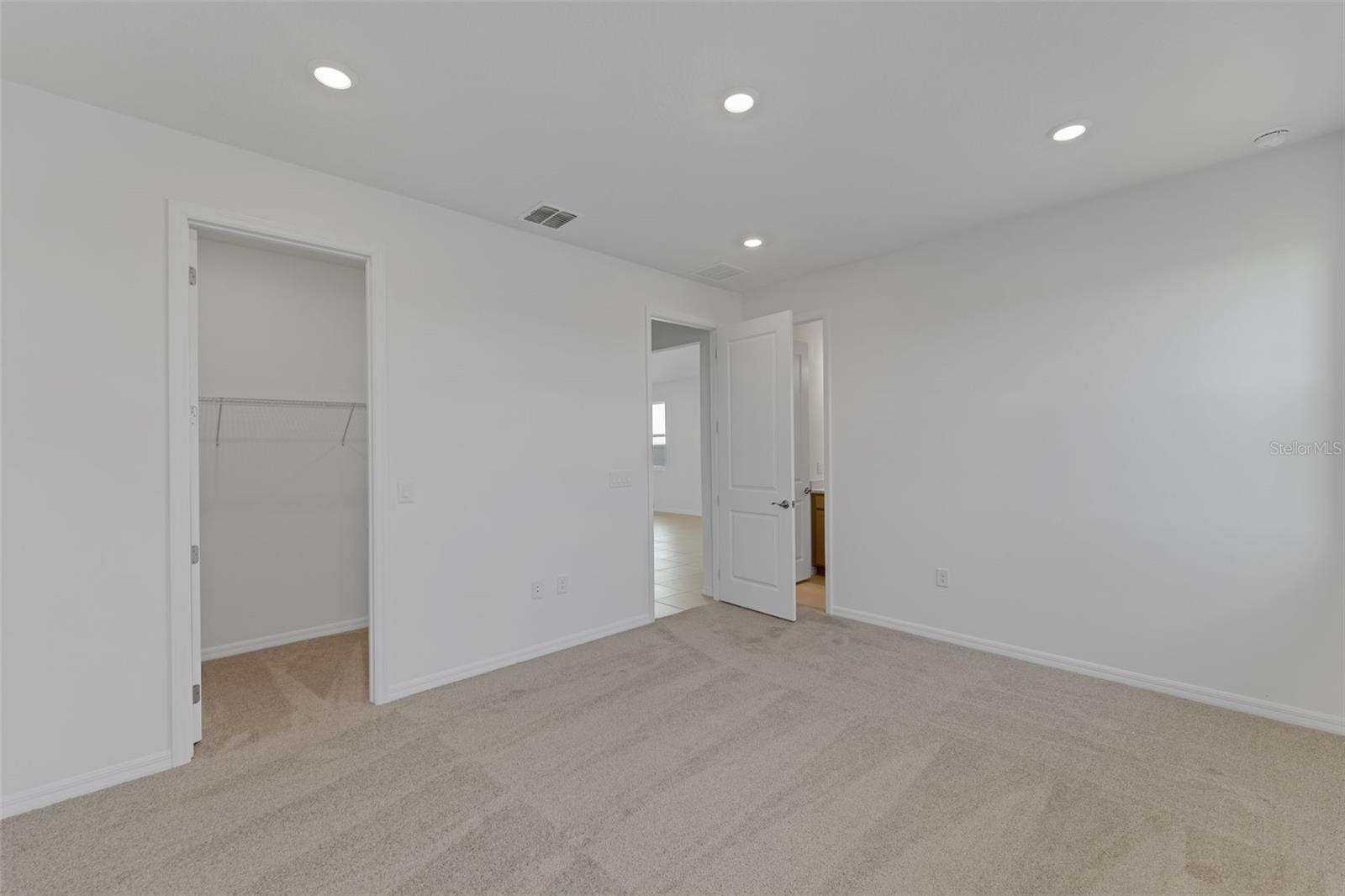 8124 Sunny Point Trl Property Photo 33