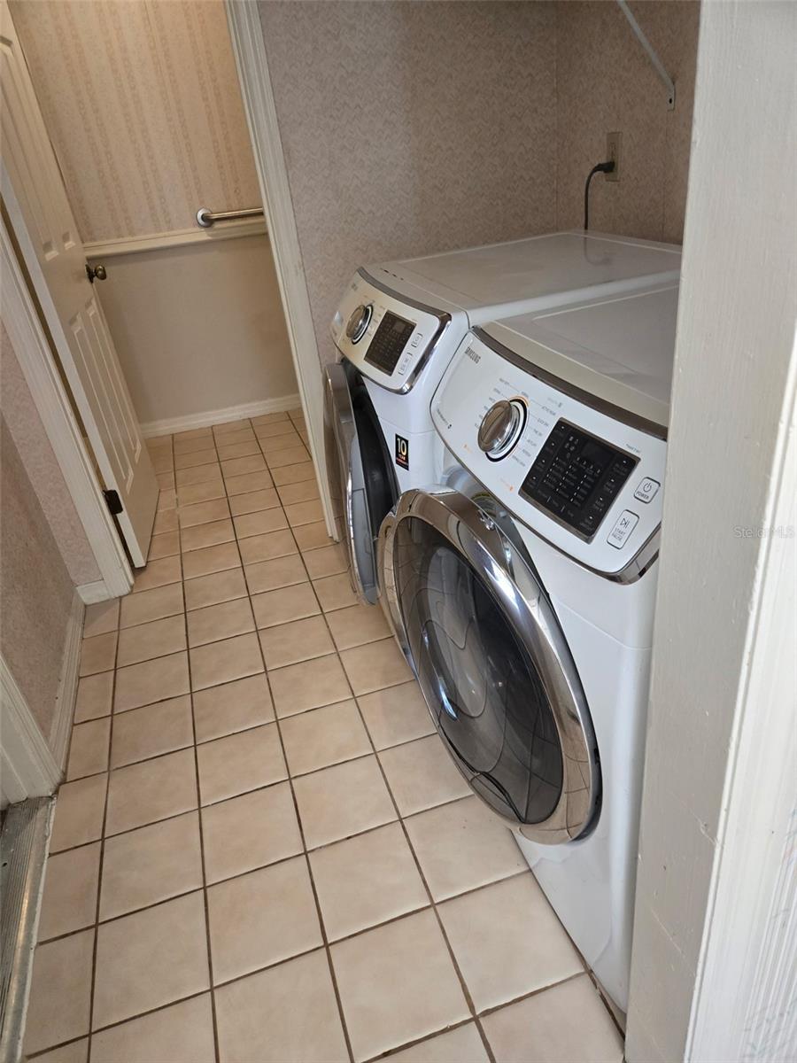 4343 Nw 80th Ave #2 Property Photo 5