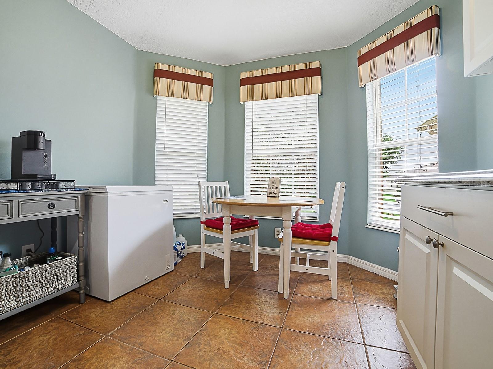 5052 China Sea Property Photo 15