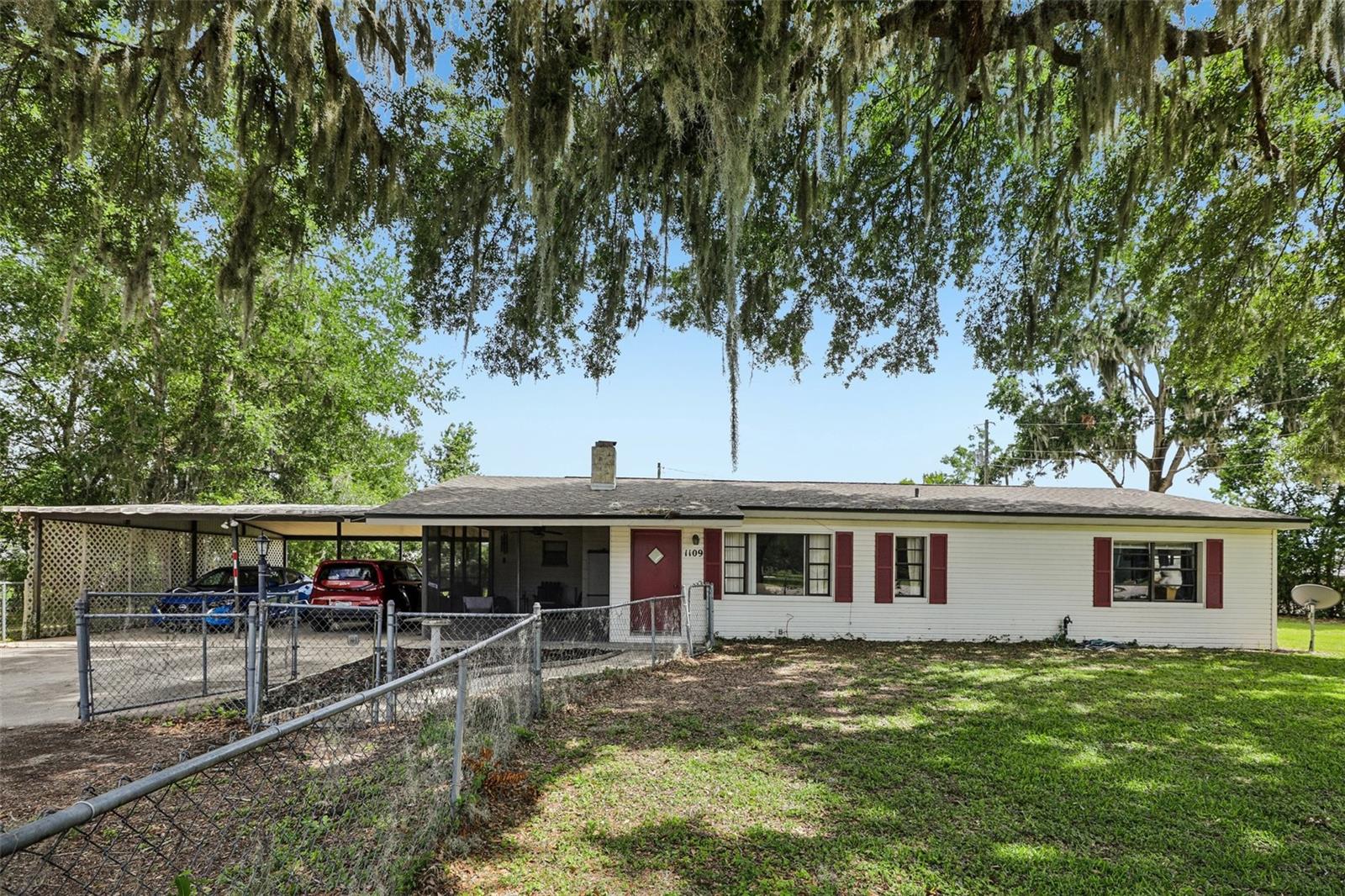 1109 W C 48 Property Photo 1