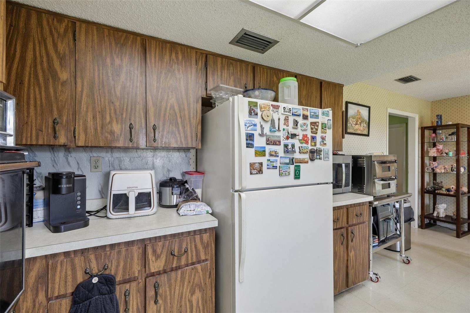 1109 W C 48 Property Photo 18