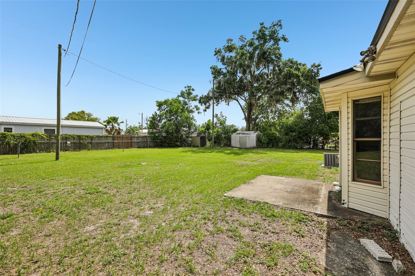 1109 W C 48 Property Photo 42