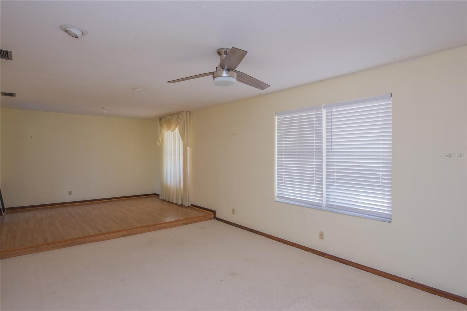 34 Oakmont Cir Property Photo 10
