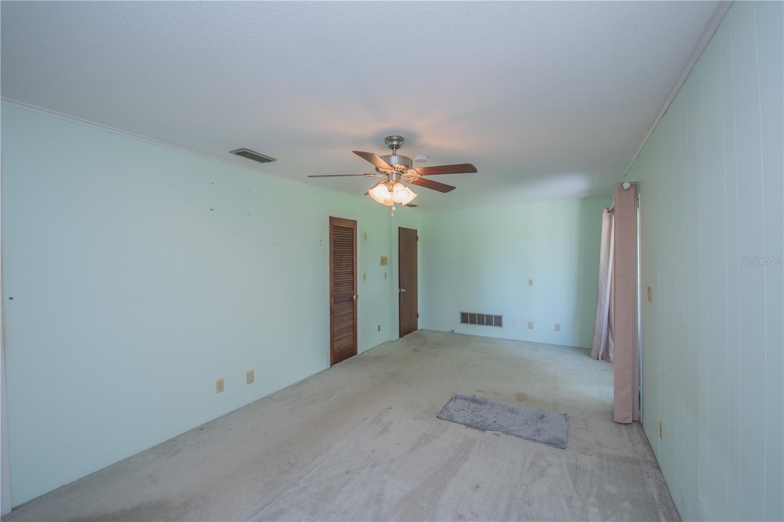 34 Oakmont Cir Property Photo 16