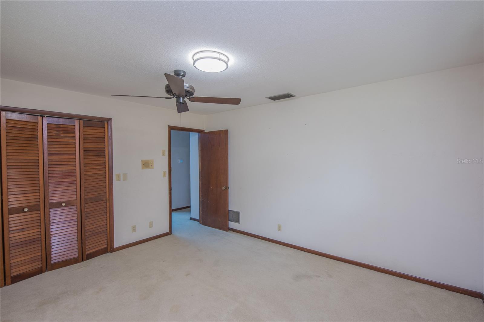 34 Oakmont Cir Property Photo 25