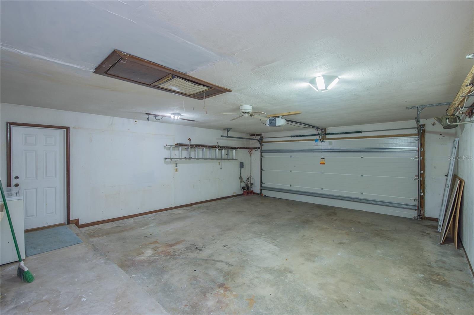 34 Oakmont Cir Property Photo 32