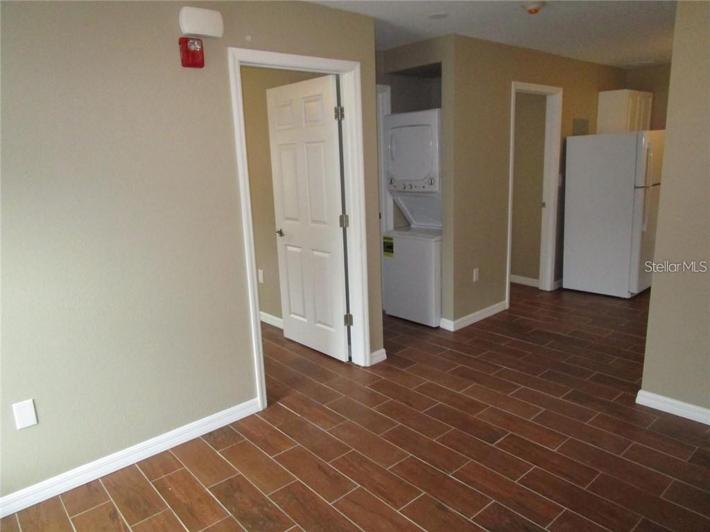1002 E Mcdonald Ave #3 Property Photo 5