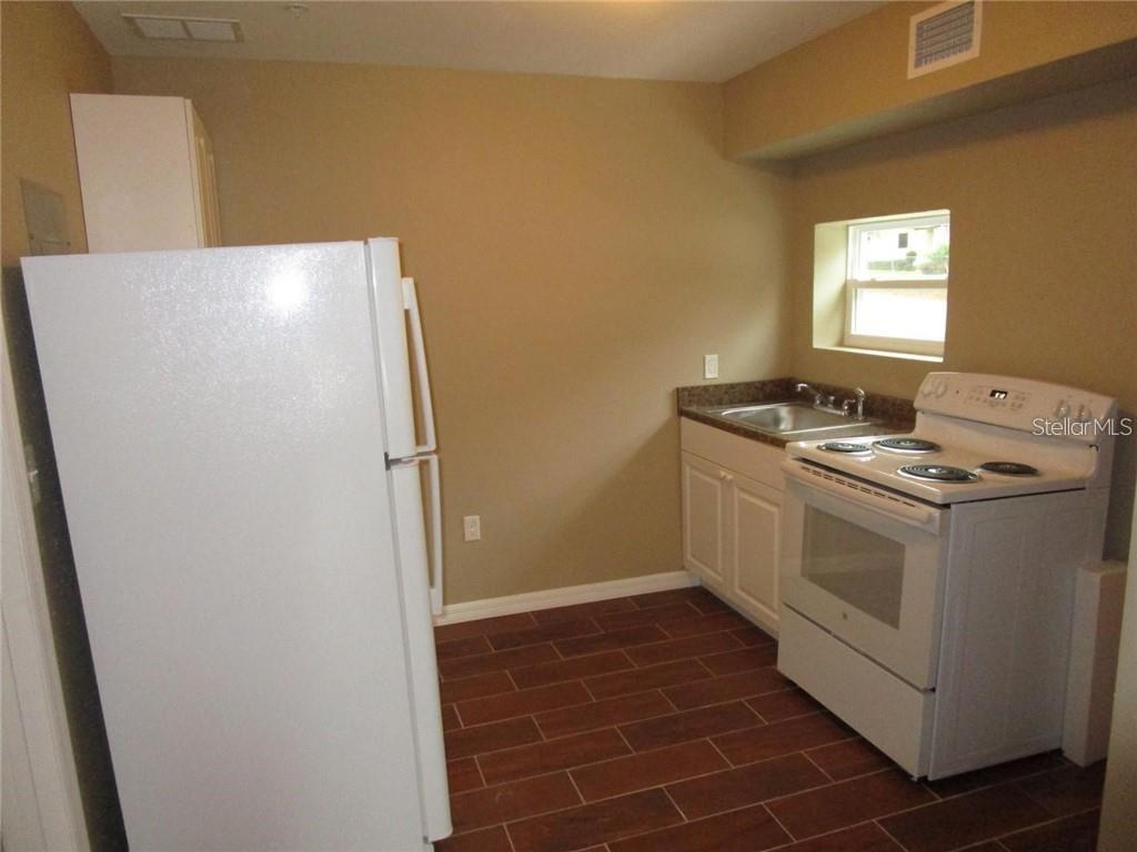 1002 E Mcdonald Ave #3 Property Photo 7