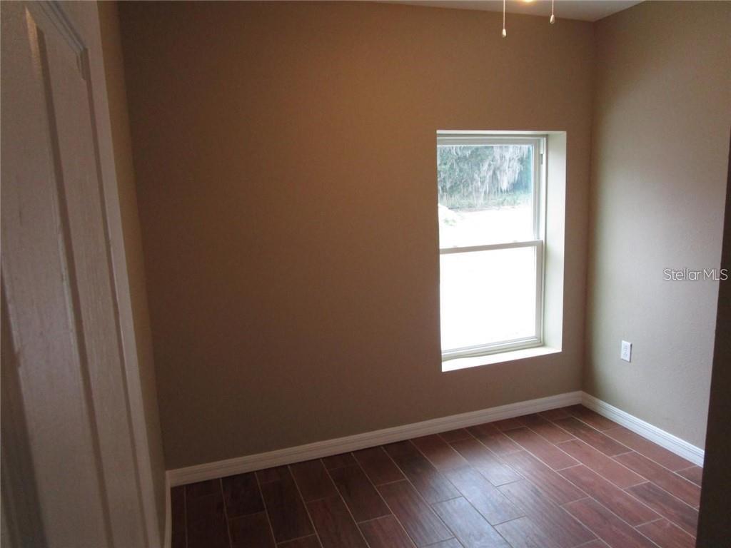 1002 E Mcdonald Ave #3 Property Photo 9