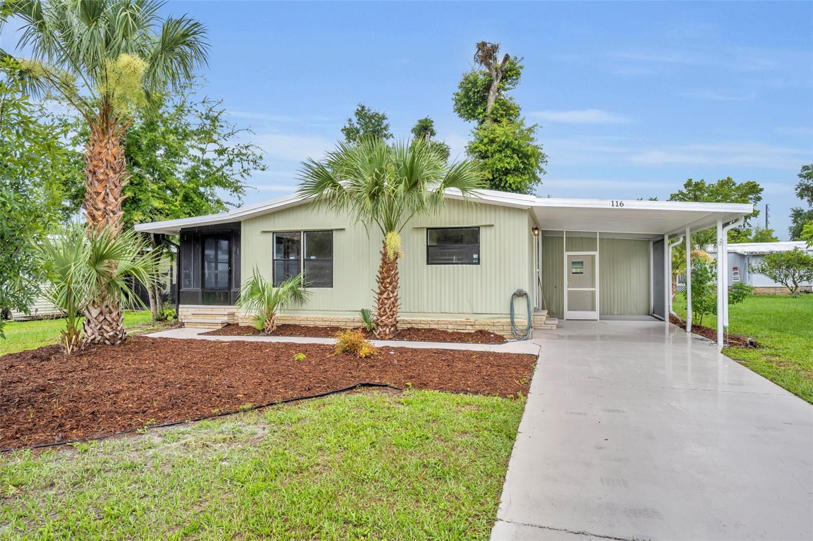 116 Cypress Rd Property Photo 2