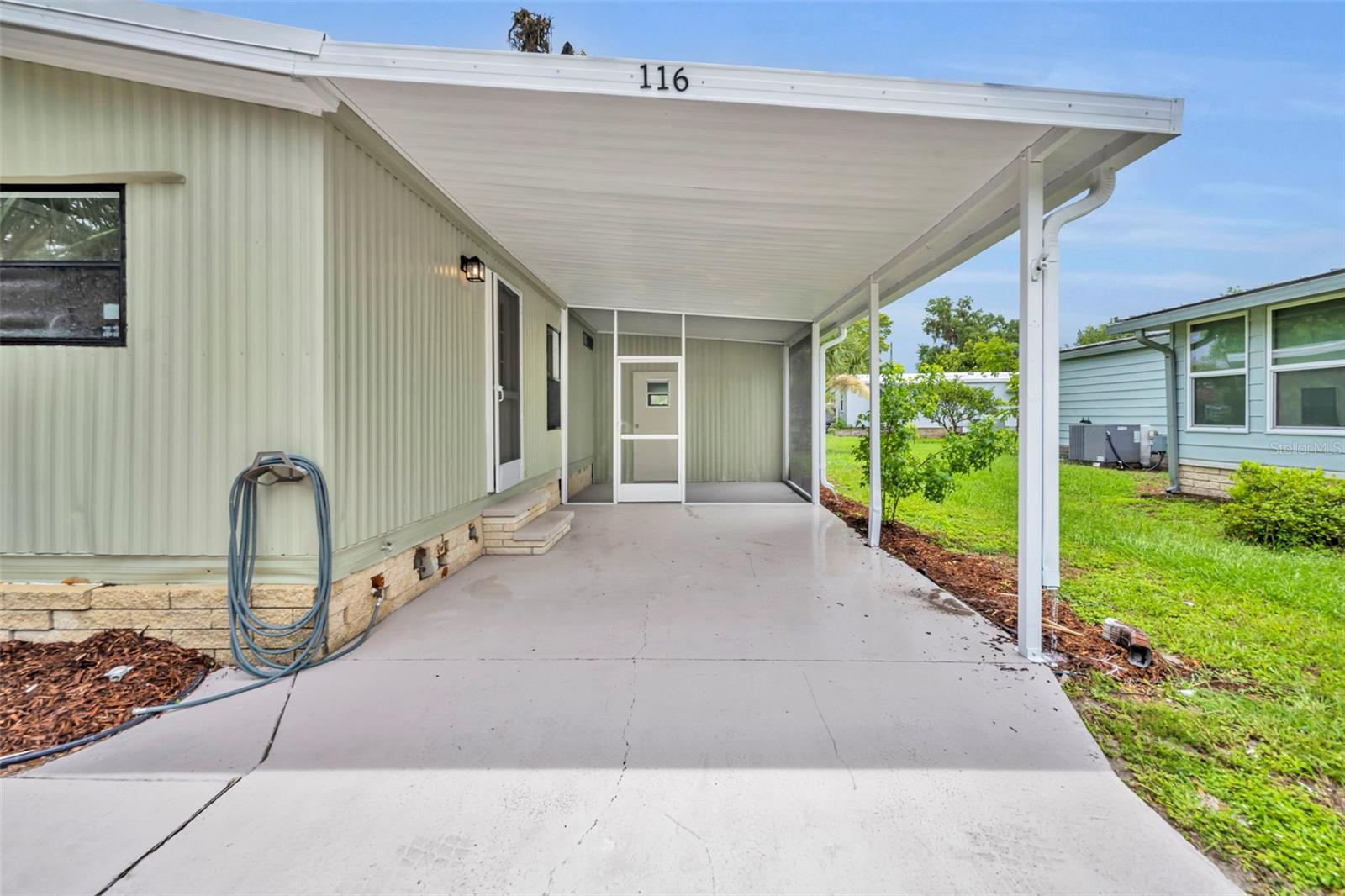 116 Cypress Rd Property Photo 4