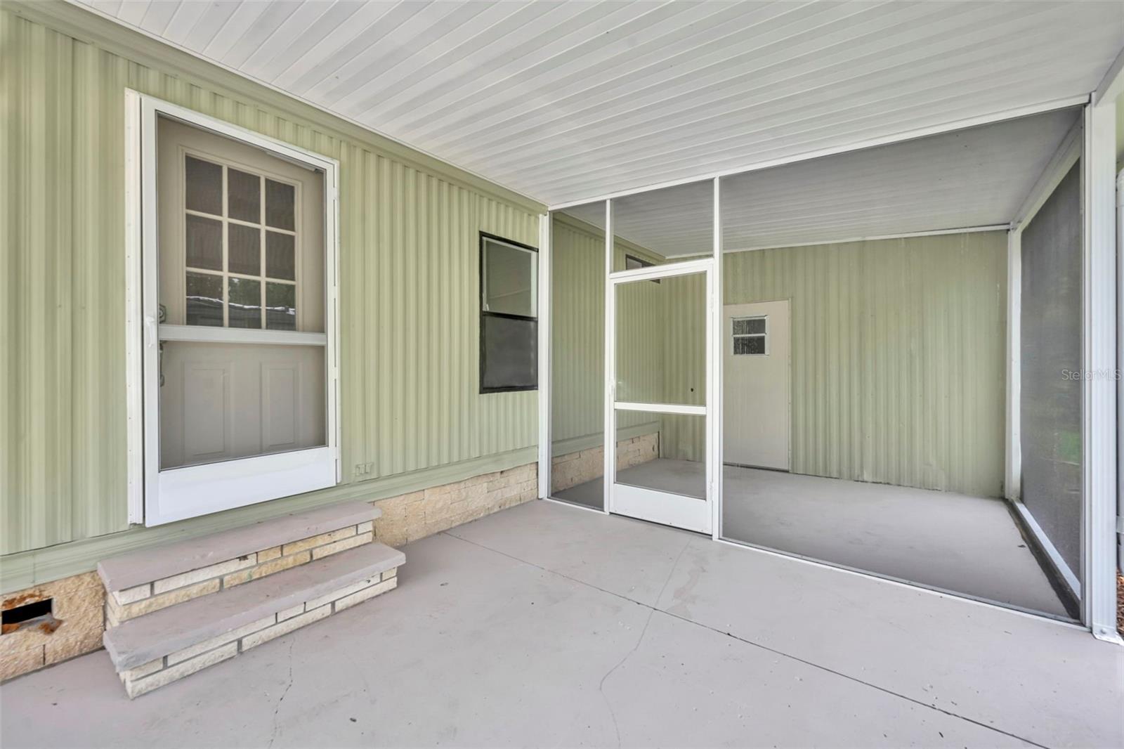 116 Cypress Rd Property Photo 5