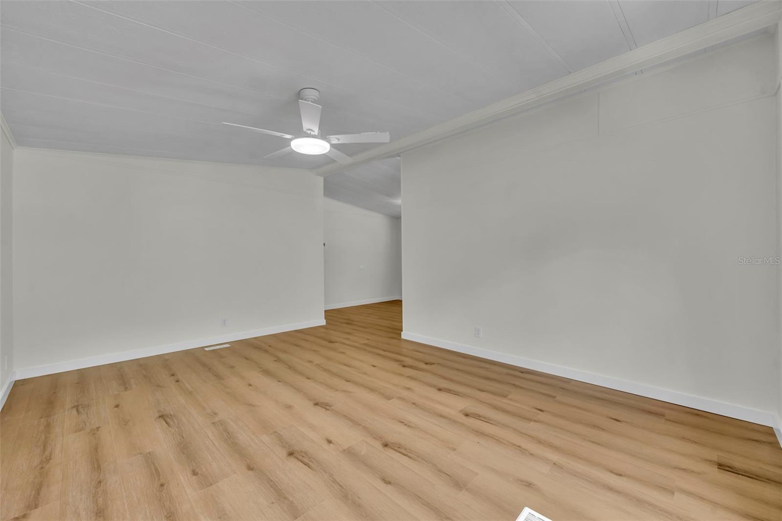 116 Cypress Rd Property Photo 8