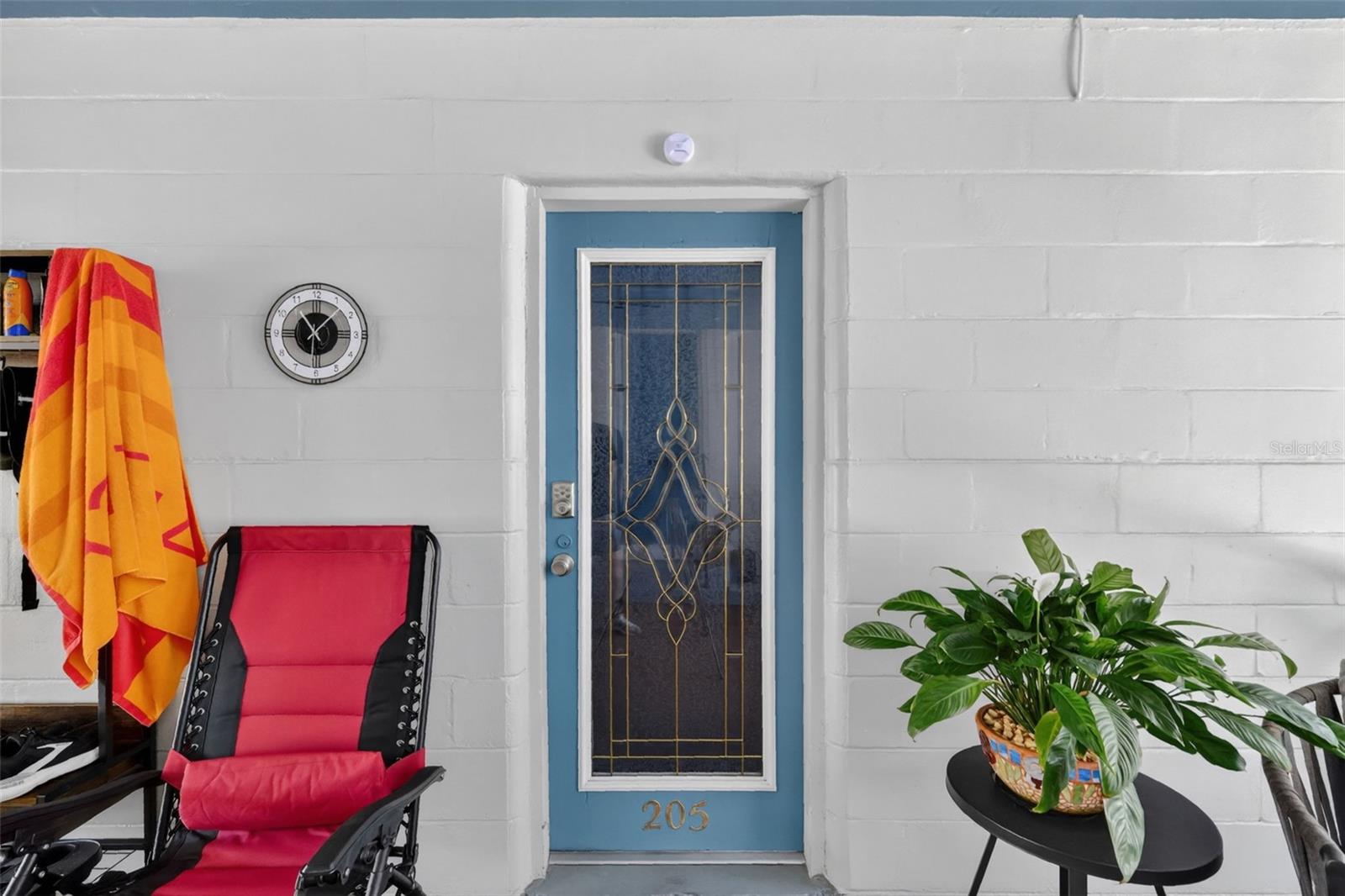 1012 N Baker St Property Photo 12