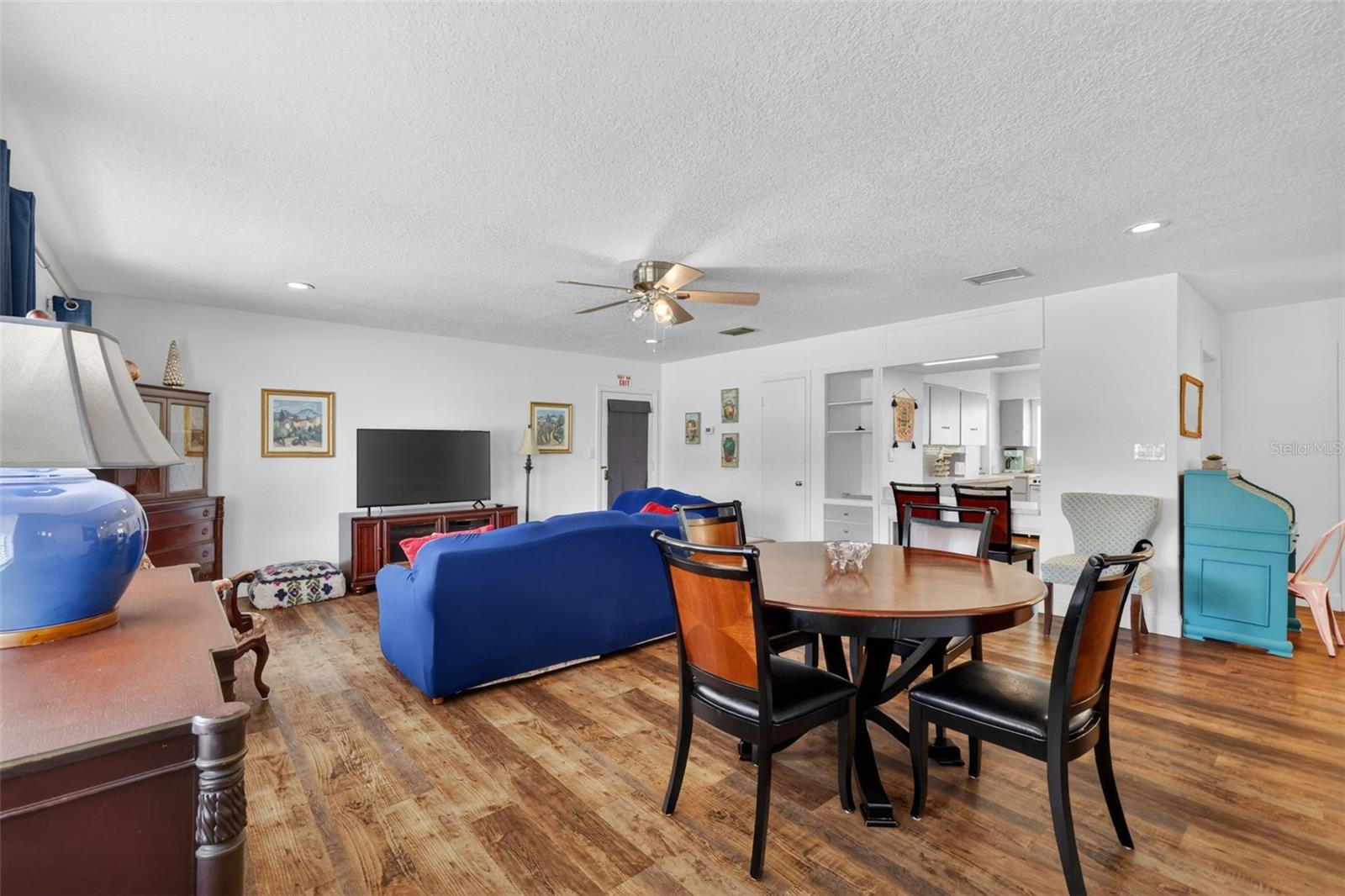 1012 N Baker St Property Photo 26