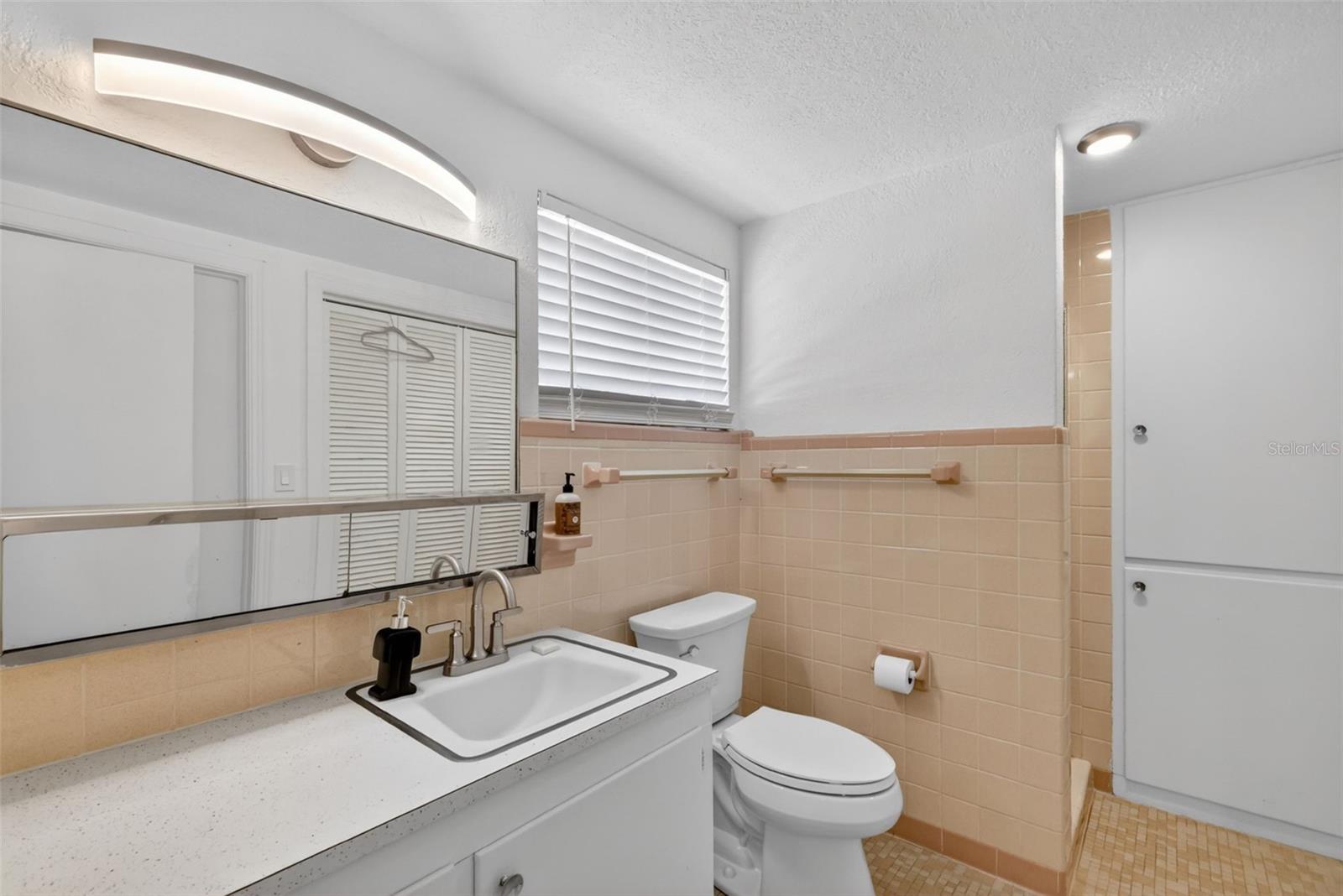 1012 N Baker St Property Photo 39